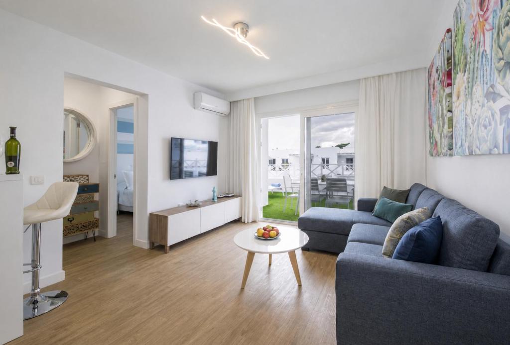 Flower Beach Suite 1 - 5