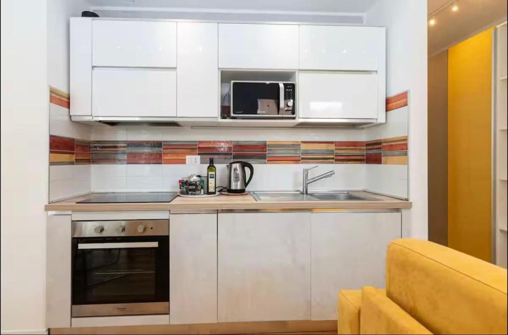Appartamento con parcheggio privato in proprietà e giardino esclusivo - 3