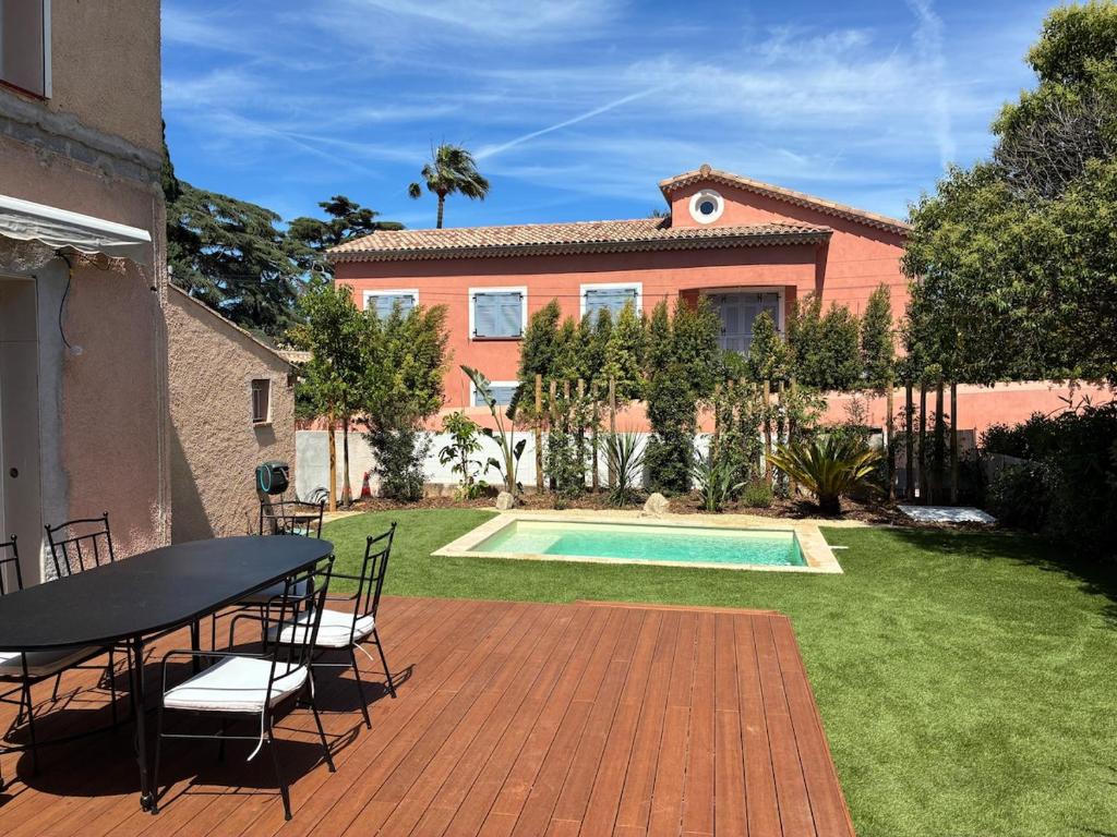Villa à Portissol, Piscine, Plage et port à pied - 1