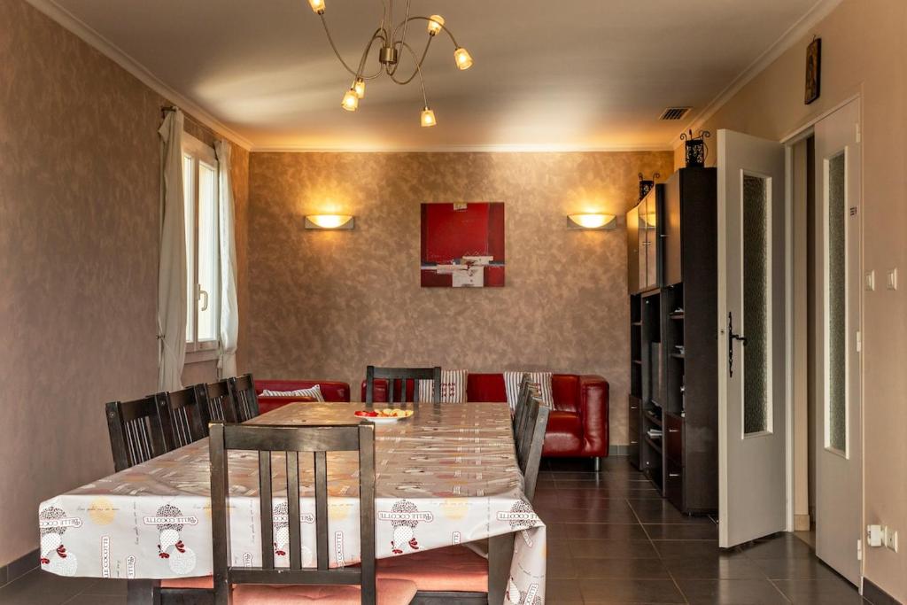 Vol - au - Vent - Cheerful 5-bedroom villa with pool - 3