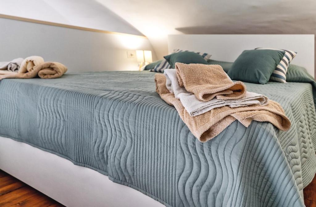 Sweet Rose Studio Apartment with Garden - 5