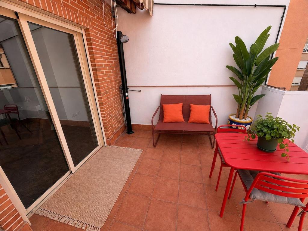Balcony room with AC near Alicante center - 4
