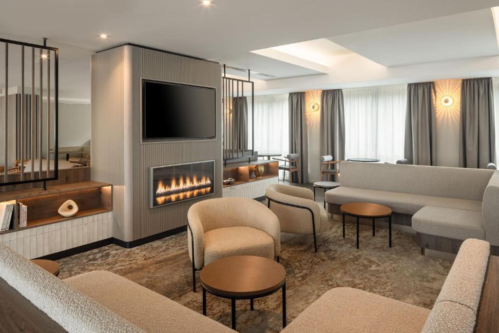 Bar/lounge, AC Hotel Birmingham NEC and Airport in Birmingham
