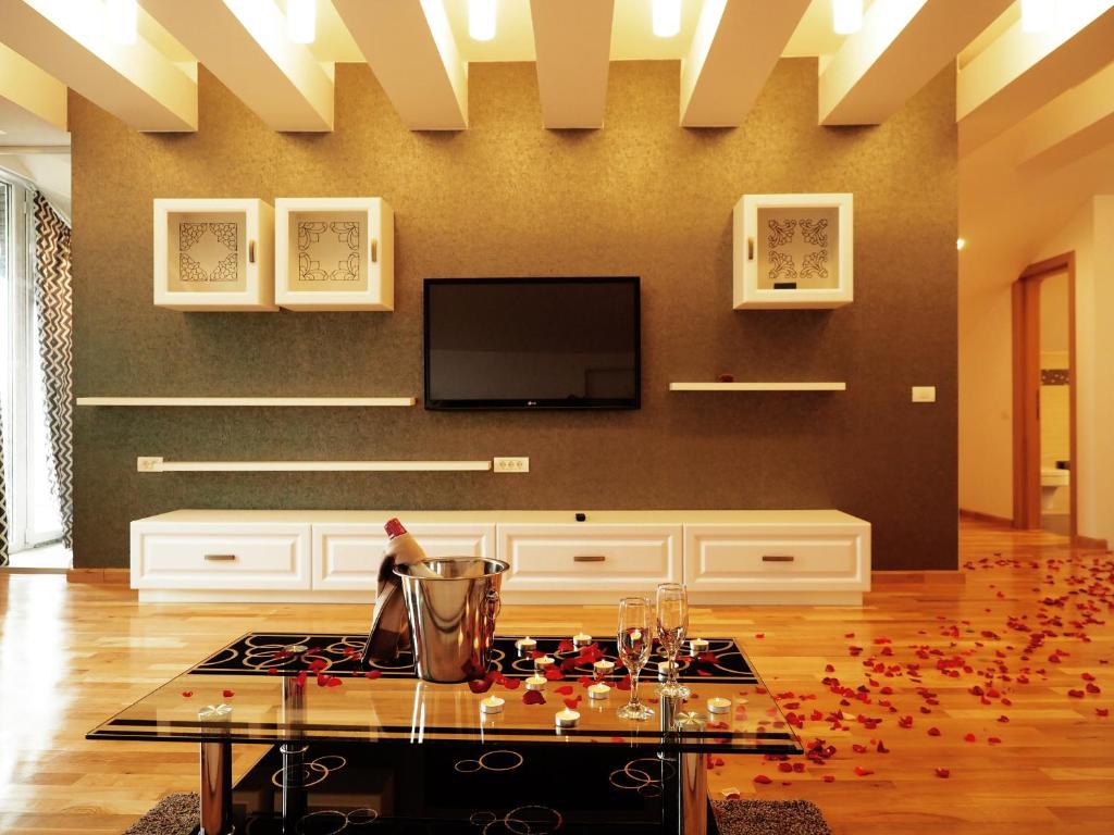 5 Star Residence — Hotel in Brasov