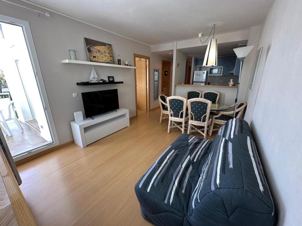 Bonito apartamento con piscina comunitaria AV 92 - 2