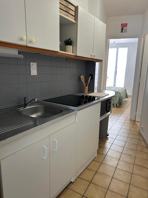 Appartement T2 avec terrasse privée, 4 couchages, tout proche de la cure thermale, centre-ville - 5