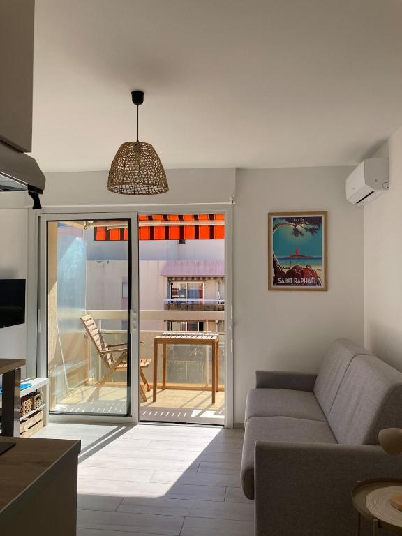 Studio rénové à 200 m de la plage parking - 5