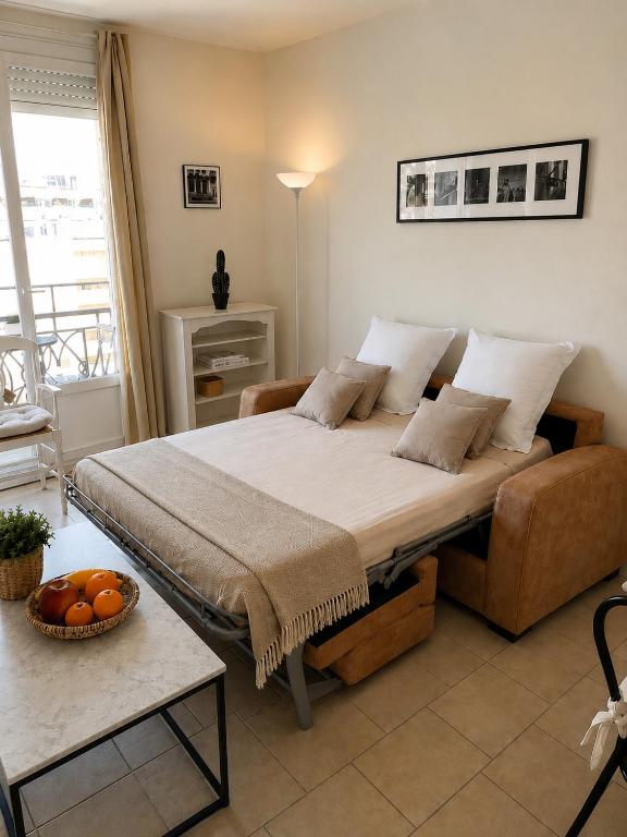 LIONS Cannes, Croisette, Miramar Palace - 2