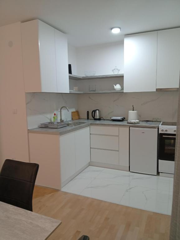 Blue House Apartment Plus - 3