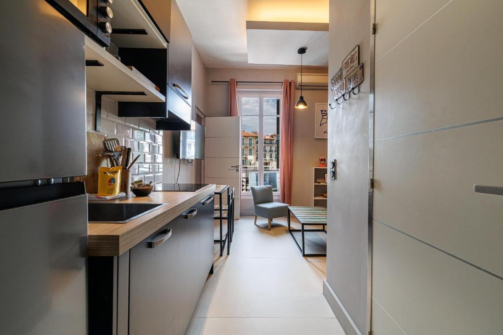 Charming 1 Bdr Downtown - 3