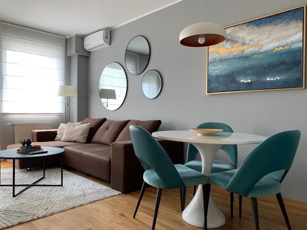 Gemini Apartment with private parking - 1