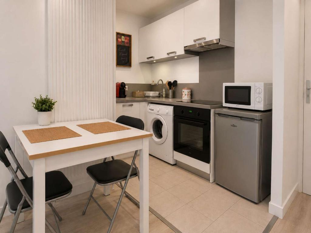 Baptiste – Studio lumineux tout équipé • 2 pers • Centre Grenoble • Tram à pied - 5