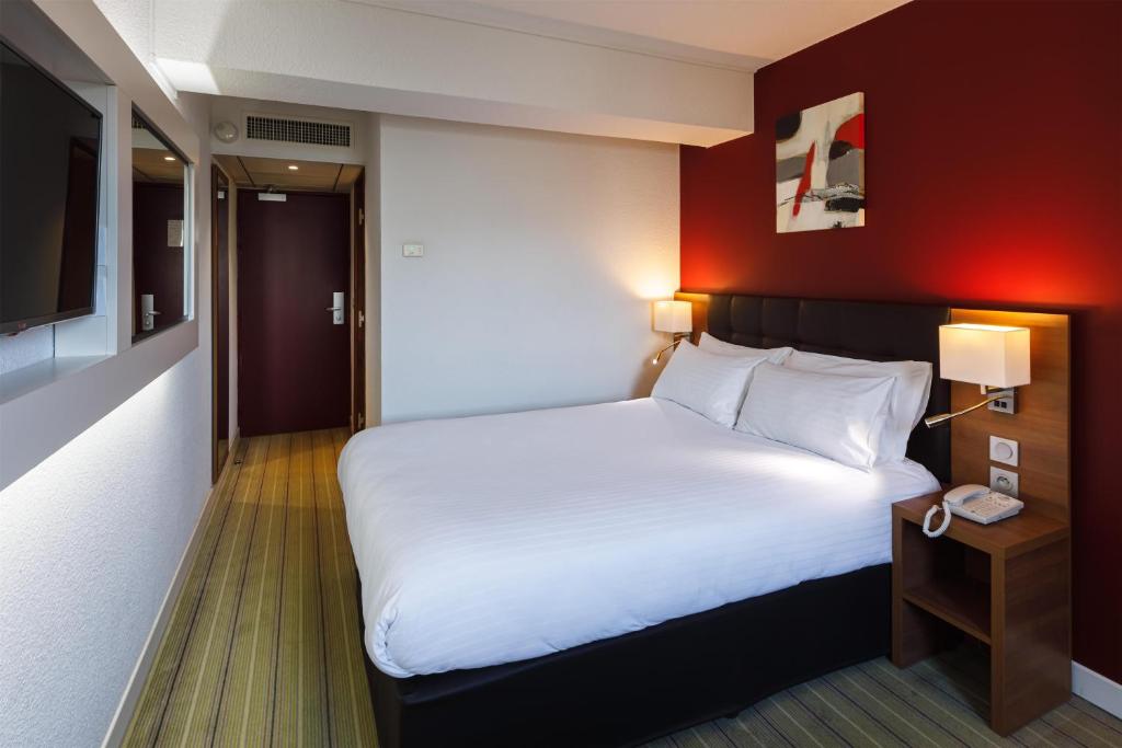 Best Western Clermont Ferrand Centre - 4