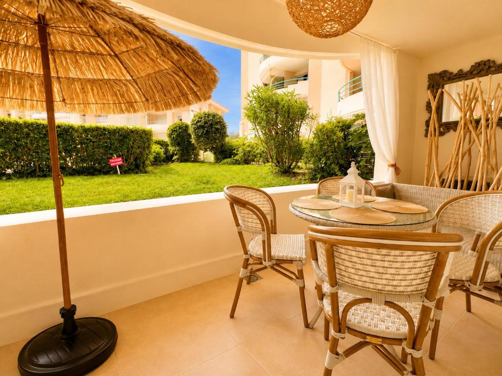 Port Fréjus Prestige Plage Piscine et Spa - 2