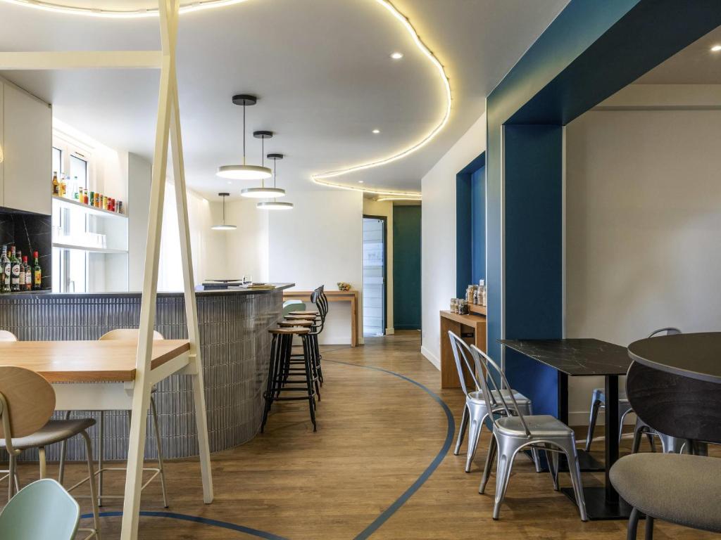 Bar/lounge