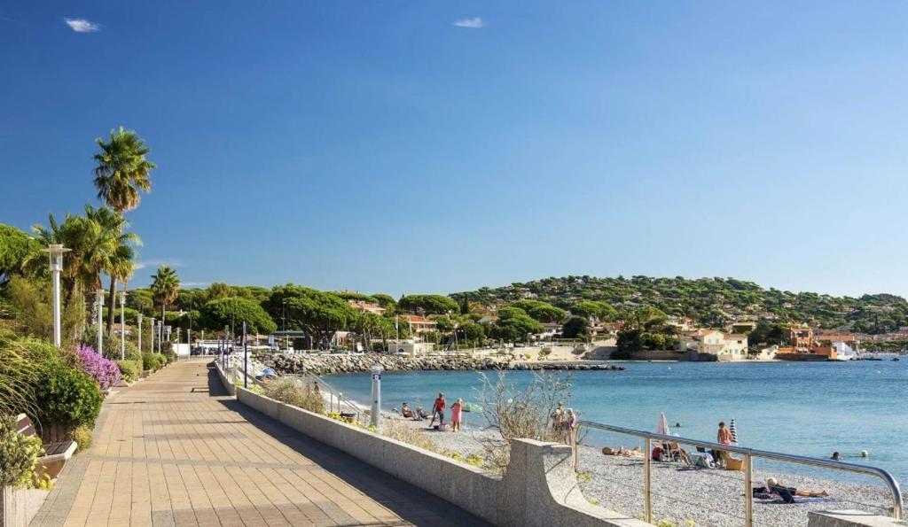 Appartement vue mer au cœur de St maxime - 4