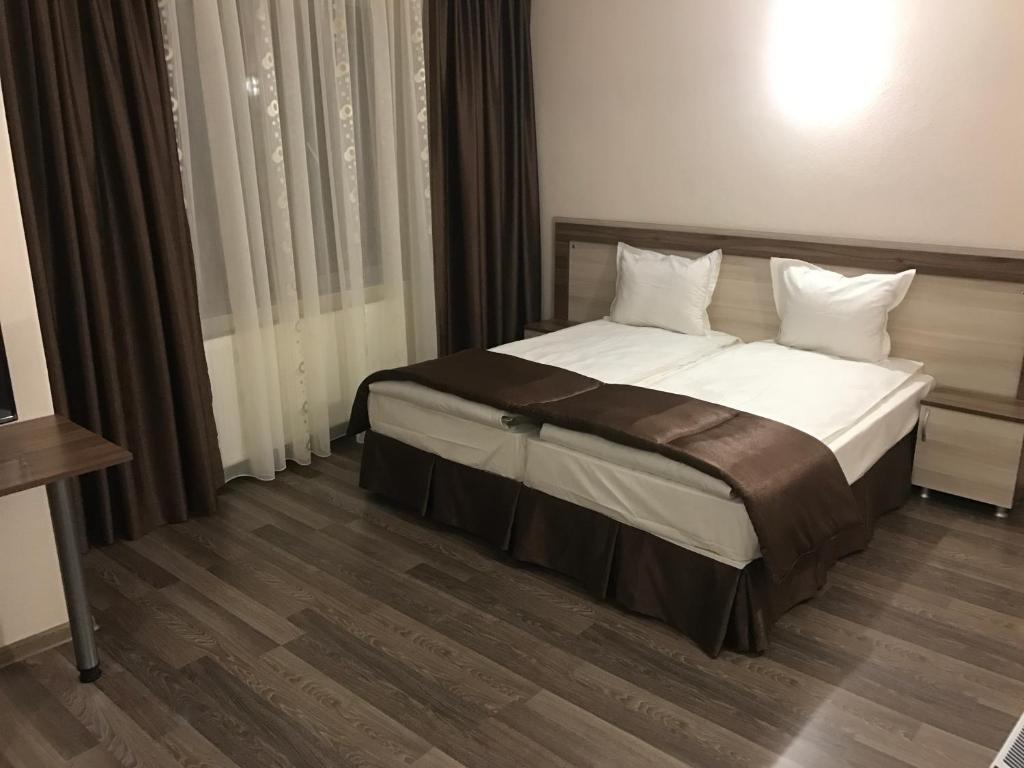 Family Hotel Neliya — Hotel in Velingrad