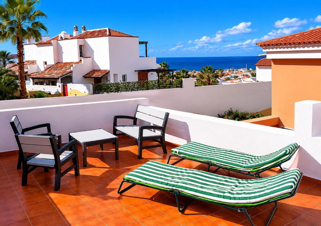 Bright and quiet apartment with ocean view - 2