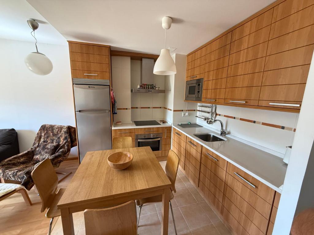 Cozy apartment with mountain views - 4