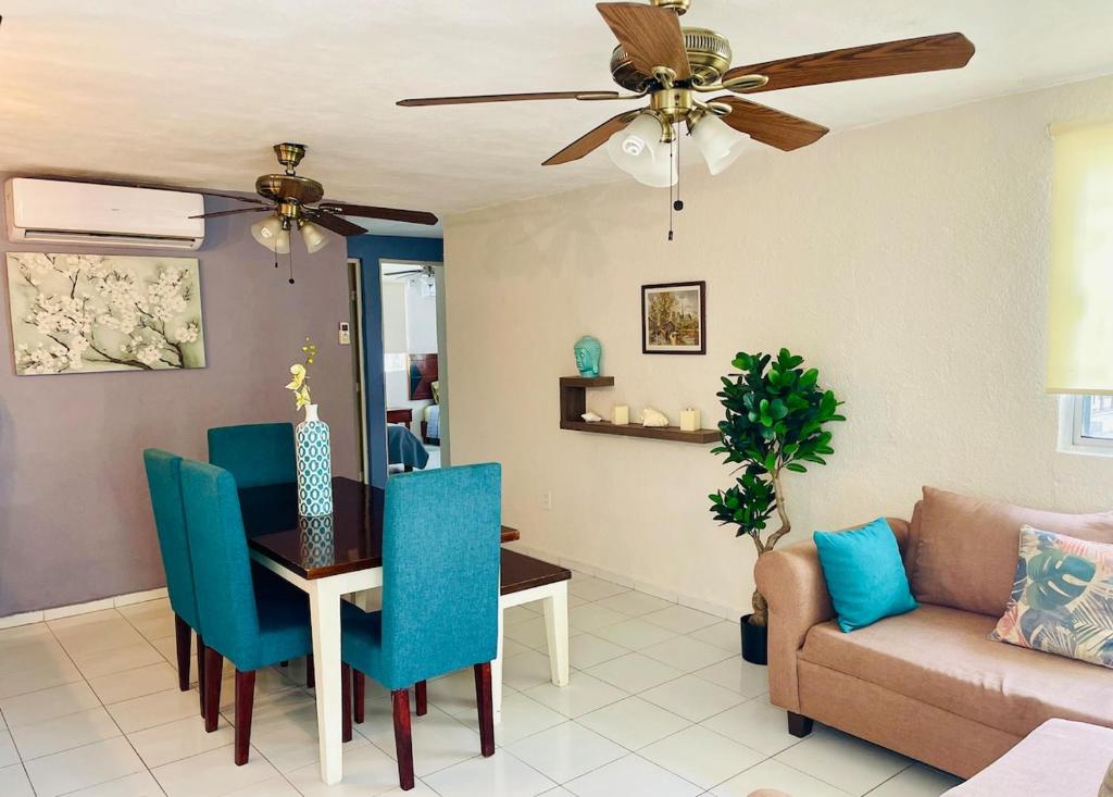 Departamento en Cancún Céntrico con piscina Renta de autos y tours - 1