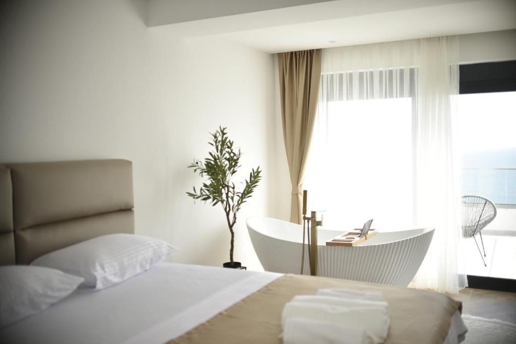 Porto Bruno - Deluxe Double with bathtub - 1