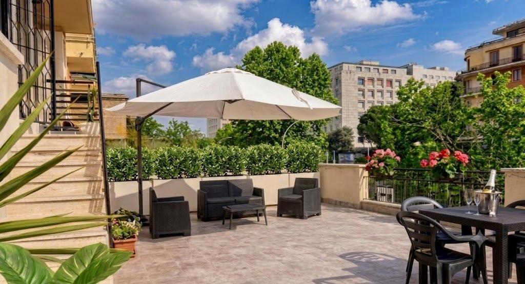 Elegantis Aventino Charming Flat with Private Terrace - Colosseo, Metro and Circo Massimo Nearby - 1