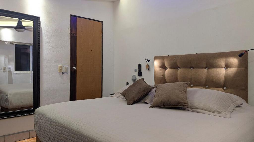Unique Location Spacious Apartment in Zona Romántica - 4