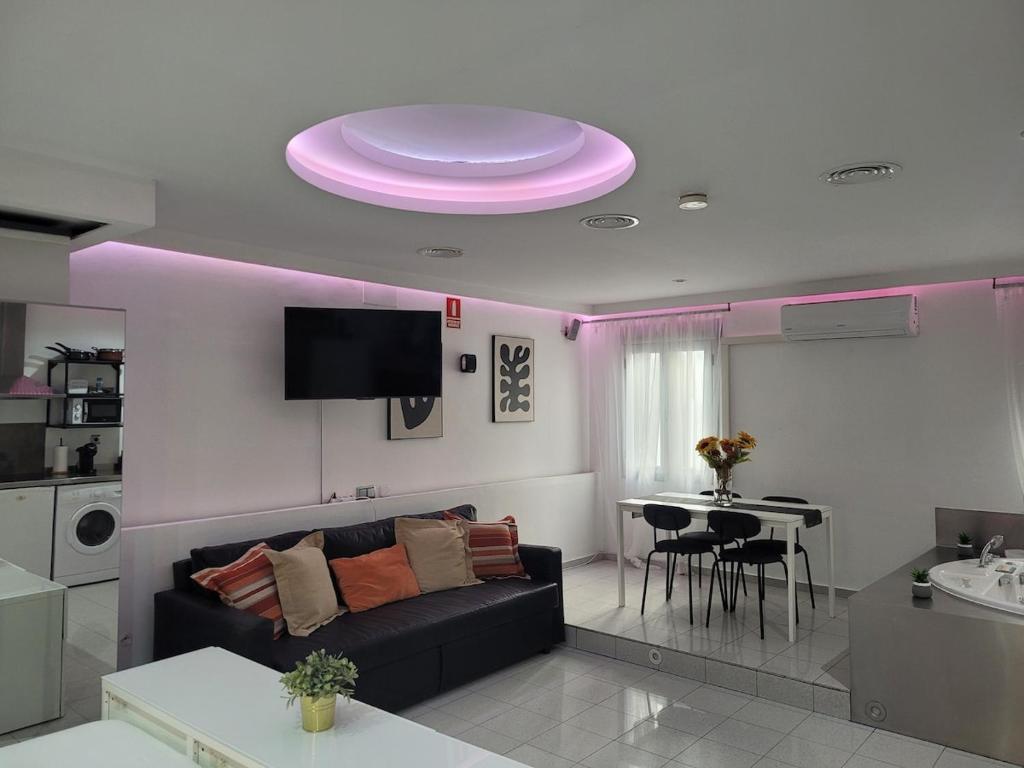 Exclusive studio next to Gran Vía with a jacuzzi - 2