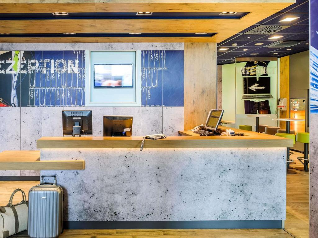 ibis budget Bordeaux Centre Bastide - 2
