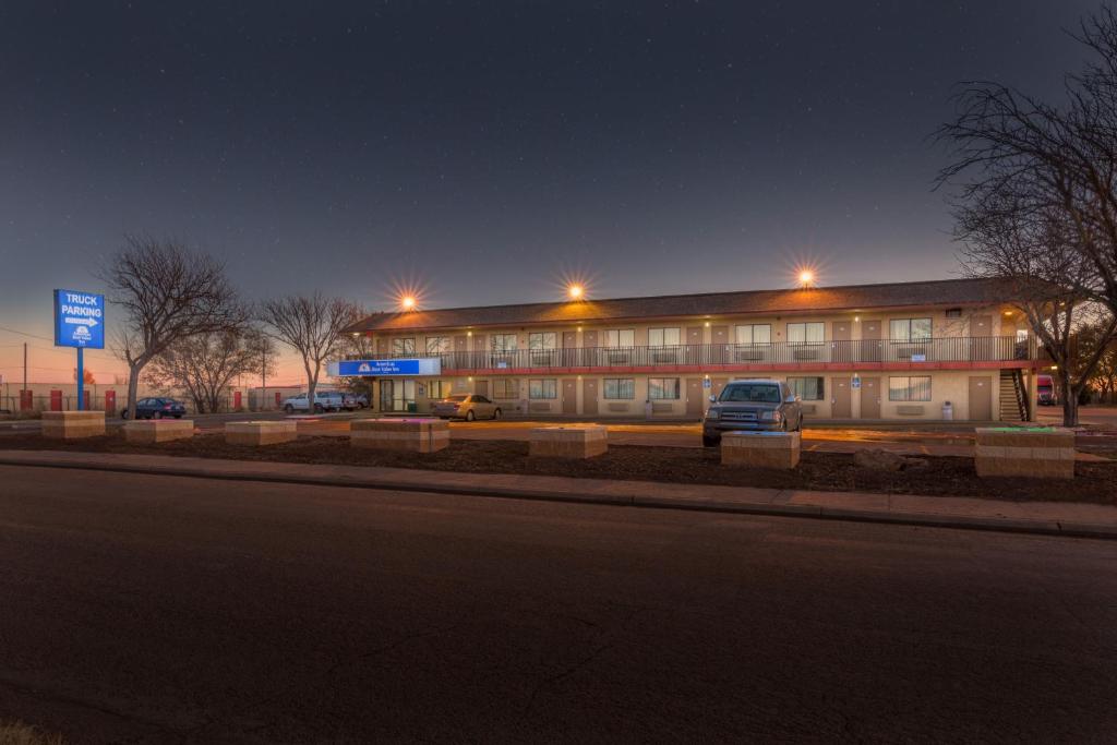 Americas Best Value Inn- Amarillo Airport/Grand Street Photo 0