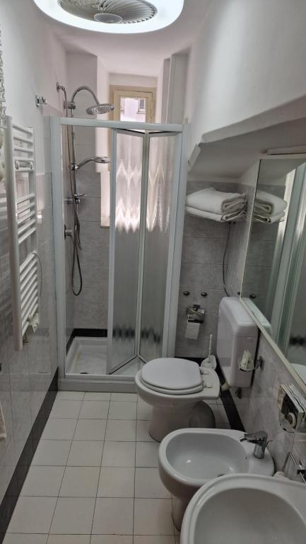 Vittoria Guest House Salerno - 5