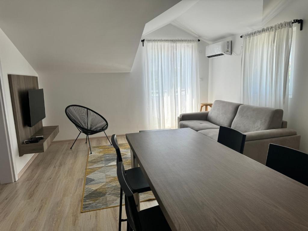 Apartment Castel Nuovo - 5