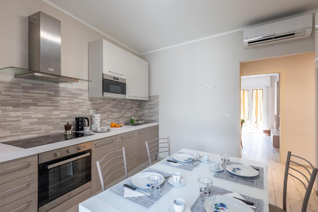 GuestHost - Cozy Flat near Concattedrale San Siro - 4