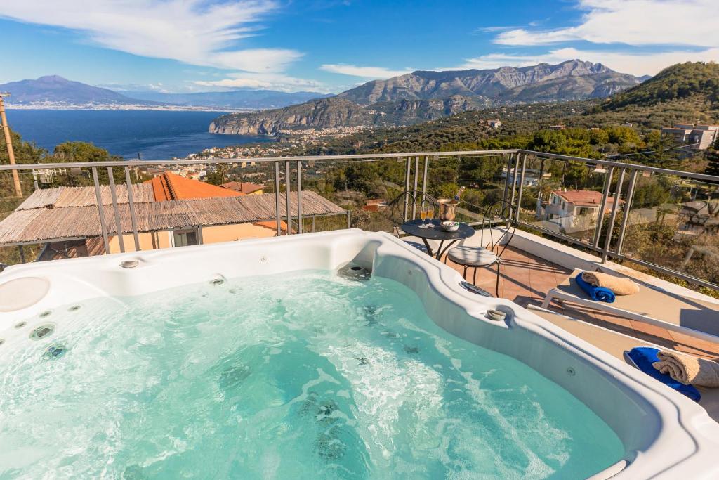 Villa Rosa private Jacuzzi with sea view - 1