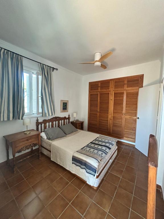 Chalet con vistas en parcela privada - 5