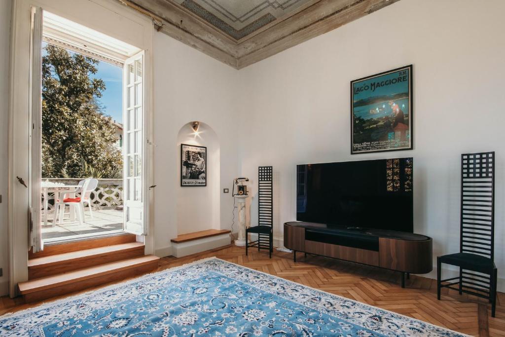 The Queen's Suite - Villa Candela - Lakeside L&B - 3