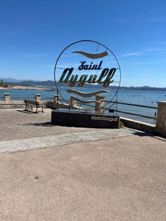 Studio in Saint-Aygulf with direct beach access - 1