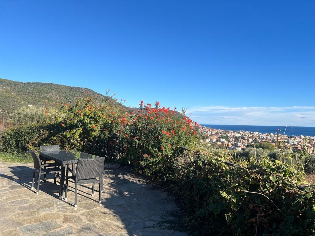 Enjoy the stunning views in Muzazzi, our Riviera Home - 2
