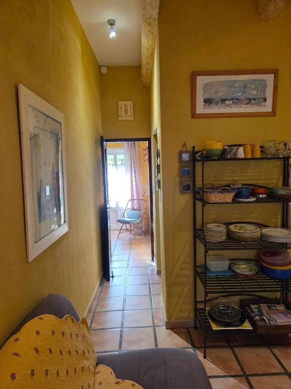 Appartement familial à Arles avec jardin et piscine - 2