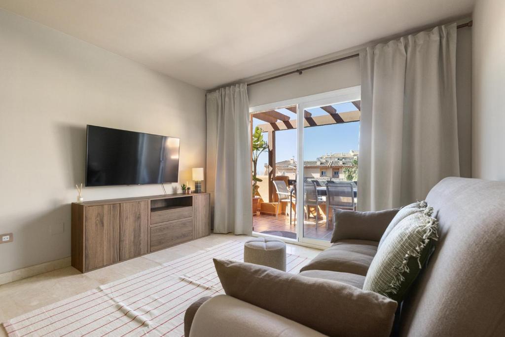 039 Relaxing 1 Bed Sea View Apt, Private Terrace - 4