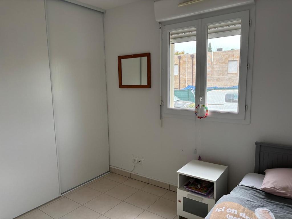 Maison au calme avec Clim, jardin ,piscine dans résidence - 3