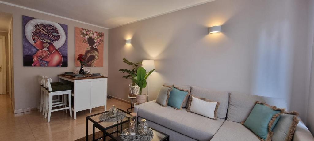 Bouganville - Apartment with Terrace & Shared Pool - 5
