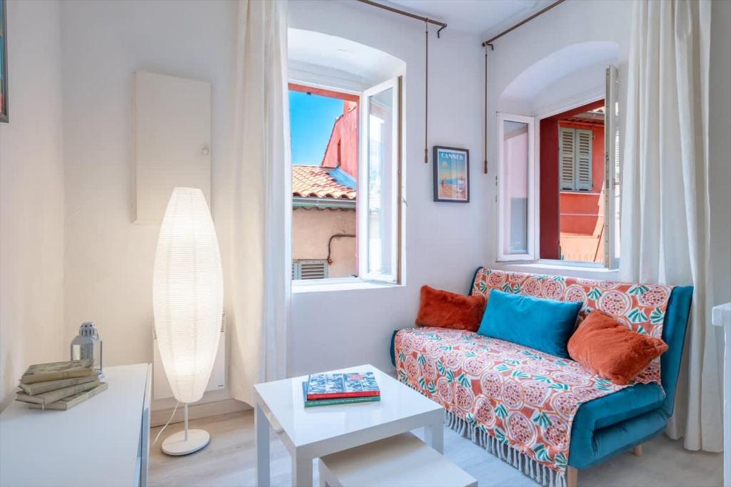 Le Seize, cosy studio au coeur de la vieille ville de Menton - 1