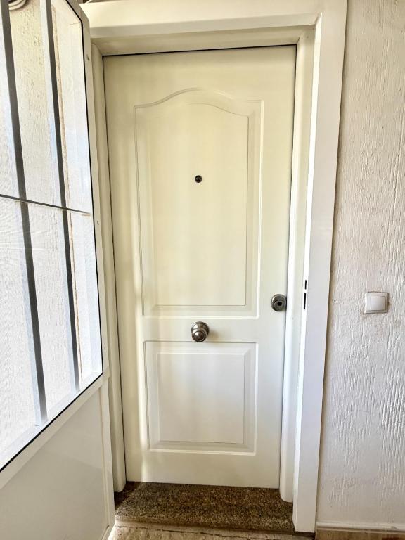 Bright two bedroom apartment for 5 people - 2