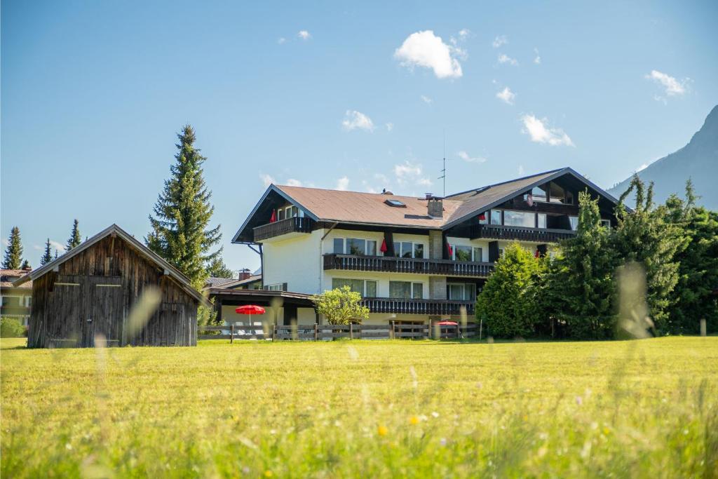 Alpenhof Apartments Oberstdorf - 1