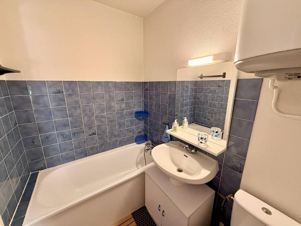 Studio Cabine à Arcachon, Proche Centre, Balcon ensoleillé, Parking, à 600m de la Plage - FR-1-433-98 - 5