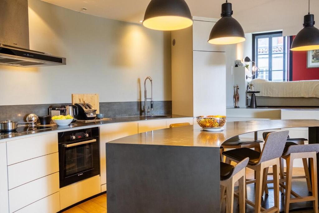 Loft à l'architecture design avec vue mer - 3