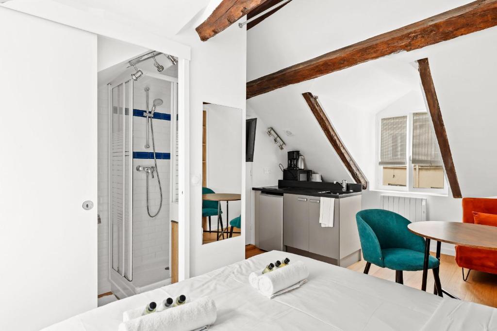 Charmant 2 pieces avec vue imprenable sur la ville - 3