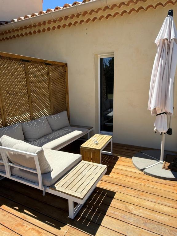 Cozy studio with air conditioning & pool & parking - 4