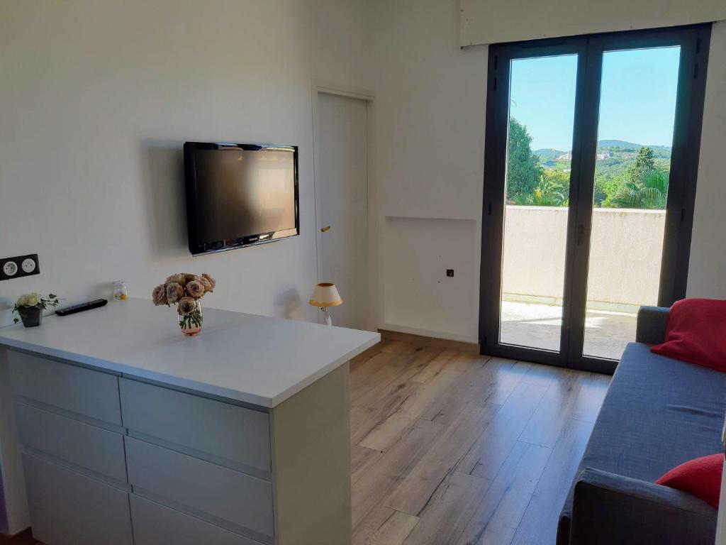 Charming 2-room in quiet Provencal villa - 3